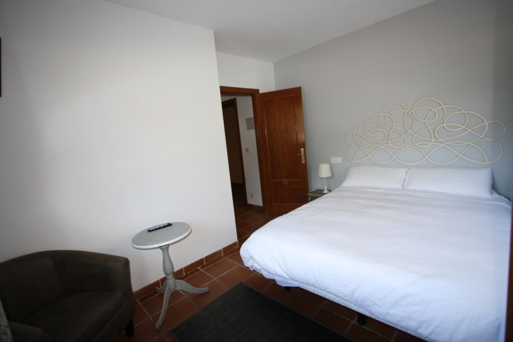 Apart-Hotel Selva Nevada La Virgen de la Vega Room photo